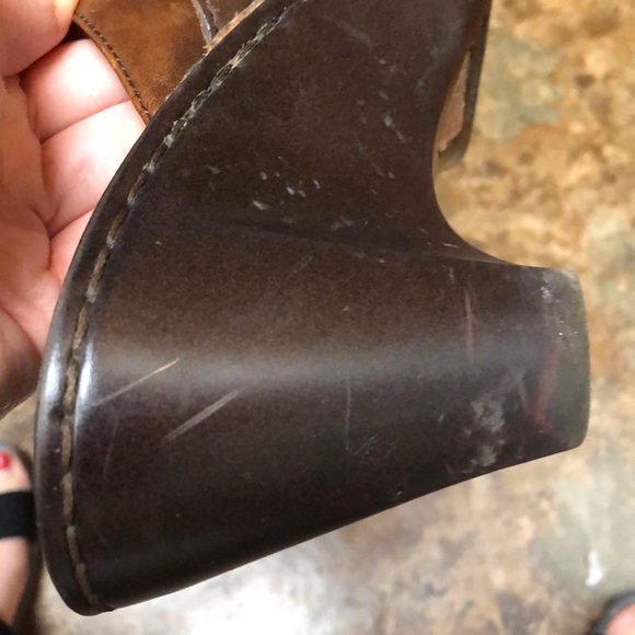 Size 10 Born Shoes* - Picture 15 of 16